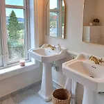 Manor House With Panoramic Views Of Jotunheimen 펜션 *