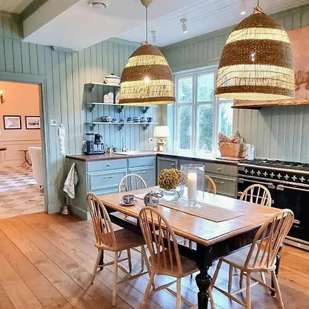 Manor House With Panoramic Views Of Jotunheimen Skammestein