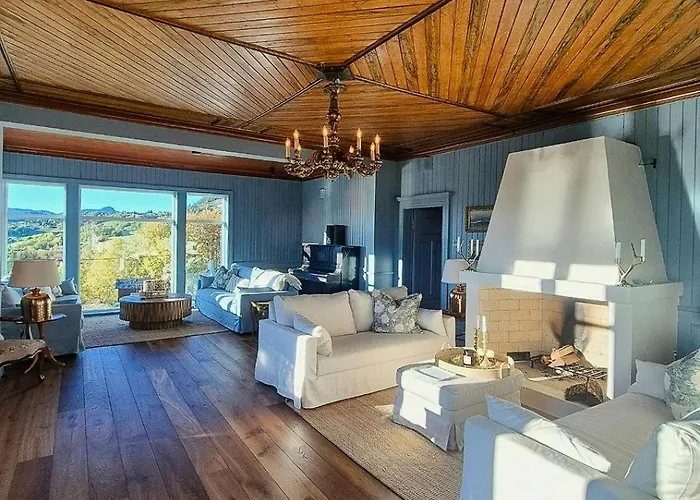 Manor House With Panoramic Views Of Jotunheimen