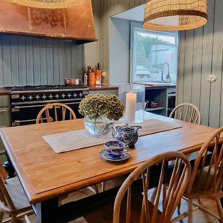 Manor House With Panoramic Views Of Jotunheimen بيت للعطل Skammestein